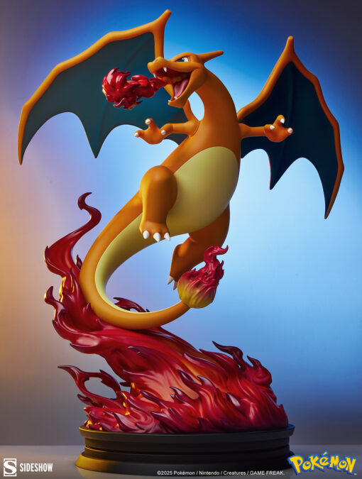 Pokemon - Charizard by Sideshow Collectibles