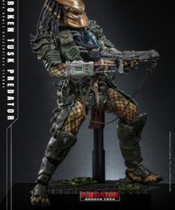 Broken Tusk Predator Sixth Scale Figure - Hot Toys - Image 6