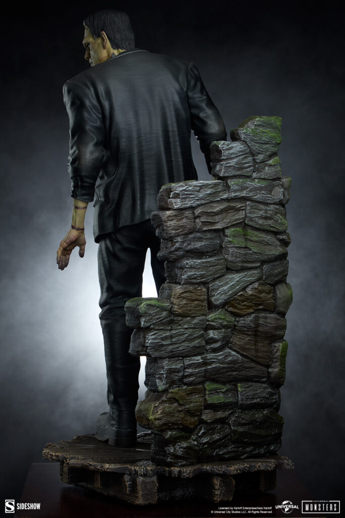 sideshow-collectibles-universal-monsters-frankenstein-premium-format-figure-gallery-68f7ec1e57593
