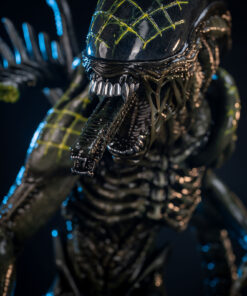 GRID ALIEN 1:2 SCALE STATUE - PCS Collectibles - Image 2