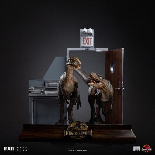 Statue Raptors at the Kitchen’s Door – Jurassic Park – Art Scale 1/10 – Iron Studios - Image 6