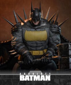 Batman™ Sixth Scale Figure by Hot Toys - Image 10