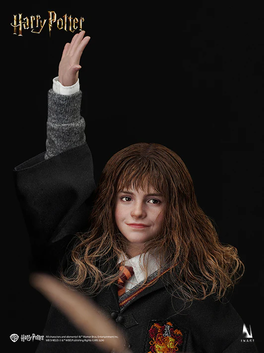 INART Hermione Granger 1/6 Collectible Figure - Image 13