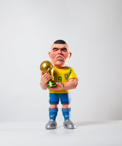 Ronaldo R9 Art Toy Statue 38cm by FMC – Funny Model Club - Image 3