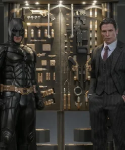 Batman Armory with Bruce Wayne (2.0) Sixth Scale Figure Set by Hot Toys - Image 18
