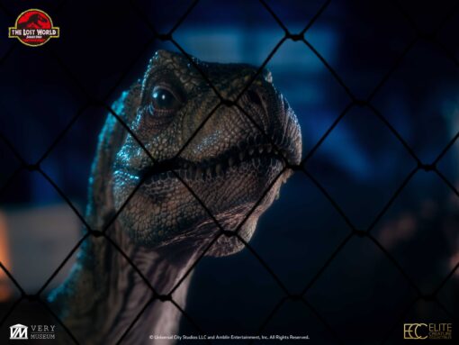 ELITE CREATURE COLLECTIBLES PRESENTS: Jurassic Park 2 Junior T-Rex Bust Prop Reproduction - Image 2