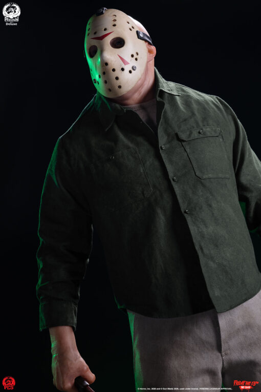 FRIDAY THE 13TH: THE GAME - JASON "PART 3" 1:3 SCALE STATUE DELUXE EDITION - PCS Collectibles - Image 2