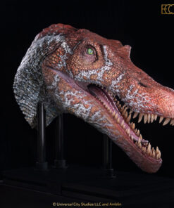 Alternative view of Jurassic Park 3: Spinosaurus Half-Scale Head  Prop Reproduction - ECC