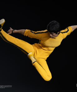 INART - Bruce Lee (Yellow Jumpsuit) 1/6 Collectible Figure - Image 4