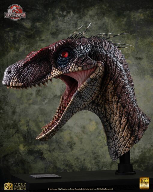 ELITE CREATURE COLLECTIBLES PRESENTS: Jurassic Park III – Male Alpha Velociraptor Bust - Image 4