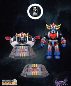 "UFO Robot Grendizer & Spazer" DX Sofubi SetGrendizerBy Kaiju One - Image 3